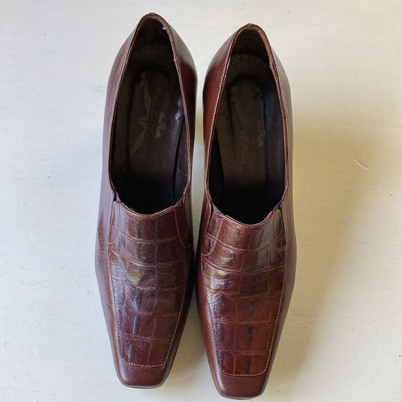 Brown Leather Croc Embossed Slip On Pumps Size 9 - Picture 4 of 14